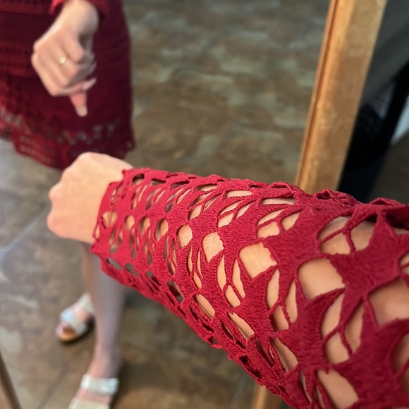 Star 🌟 Eyelet Layered Dress Size M - Picture 4 of 5